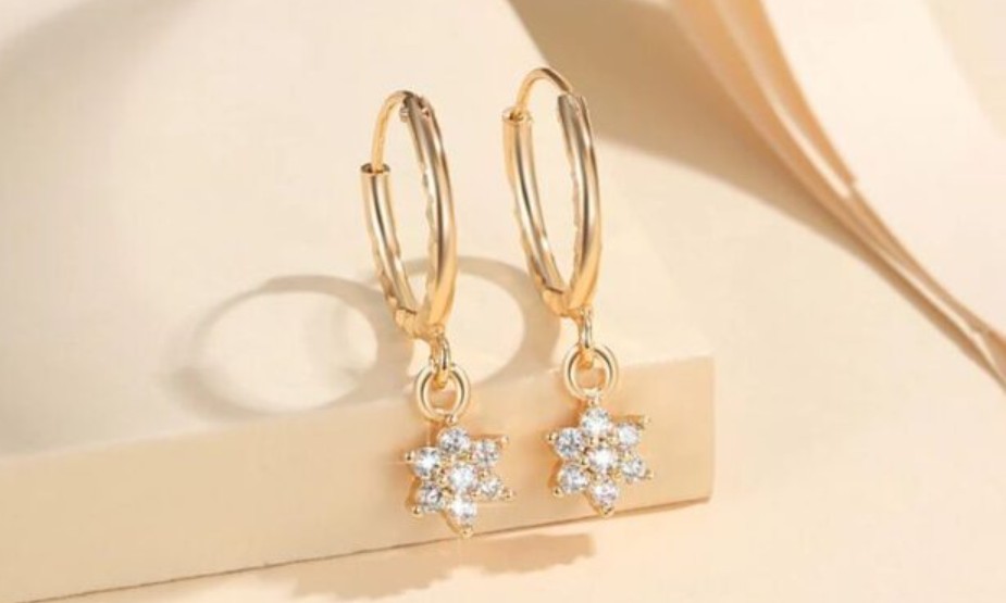 The Ultimate Guide to Buying Real Gold Earrings Online